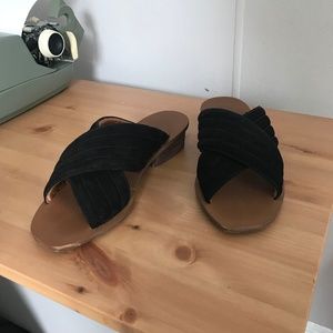 Madewell Suede Crisscross Slides